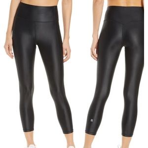 NWT SWEATY BETTY high shine leggings
